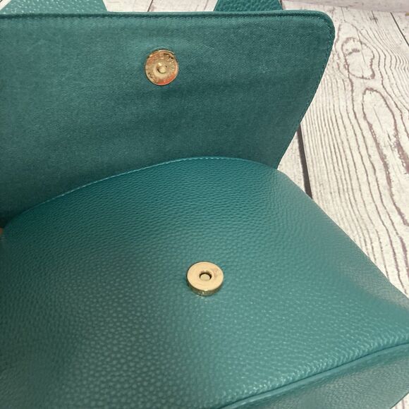 Crossi Green Bow Shoulder Bag Top Handle Adjustable Strap Chic Faux Leather - Picture 6 of 13